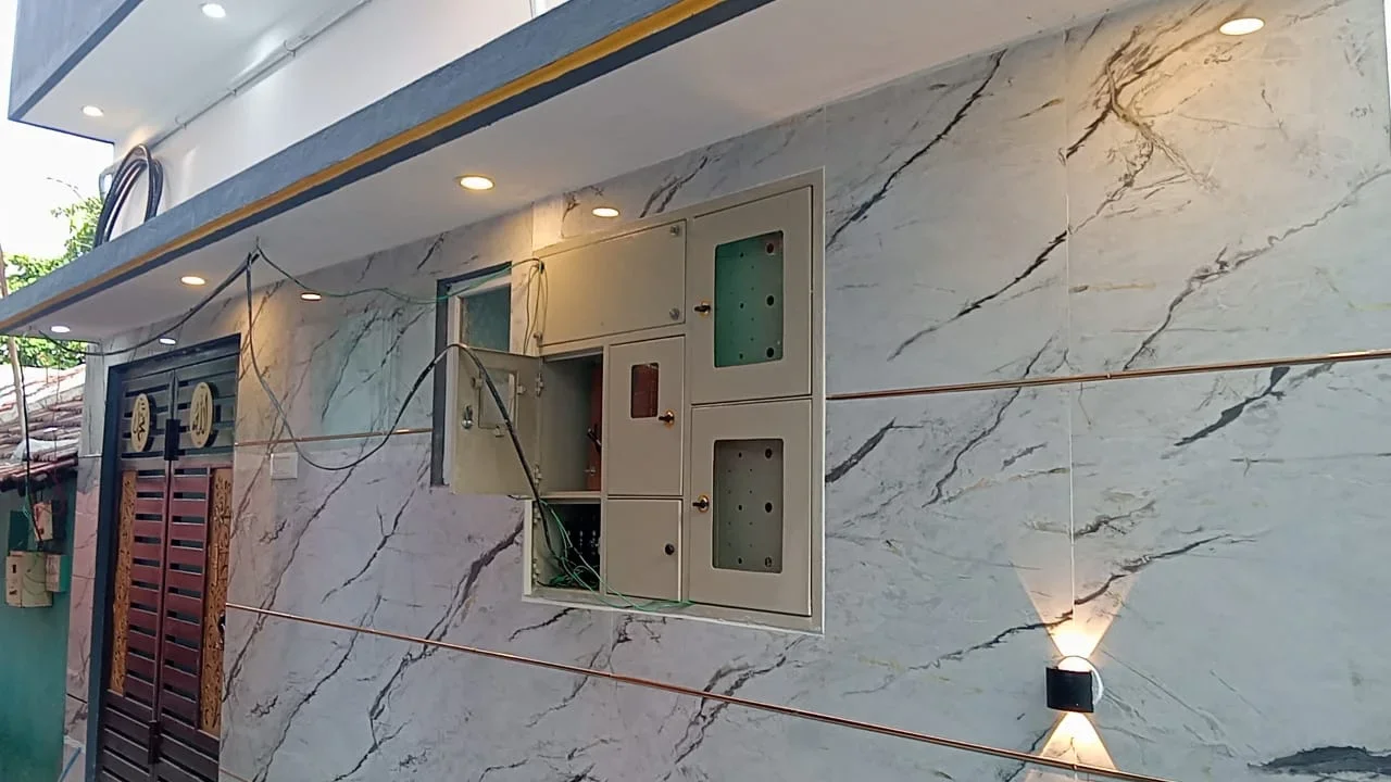 Residential Building - 1 BHK 3 Floor