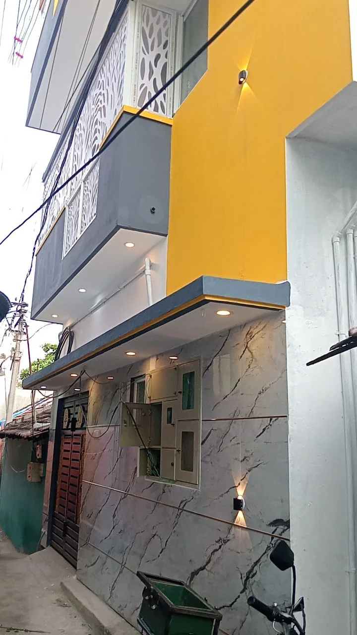Residential Building - 1 BHK 3 Floor
